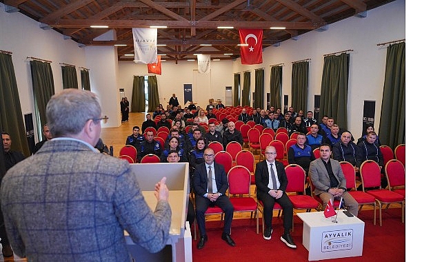 Ayvalık’ta Kıyı Ege Belediyeler Birliği Bölgesel Eğitimleri Başladı