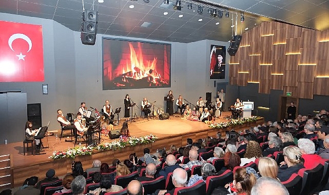 Dikili’de Grup Mihman ve Pir Sultan Abdal Derneğiyle Unutulmaz Bir Akşam