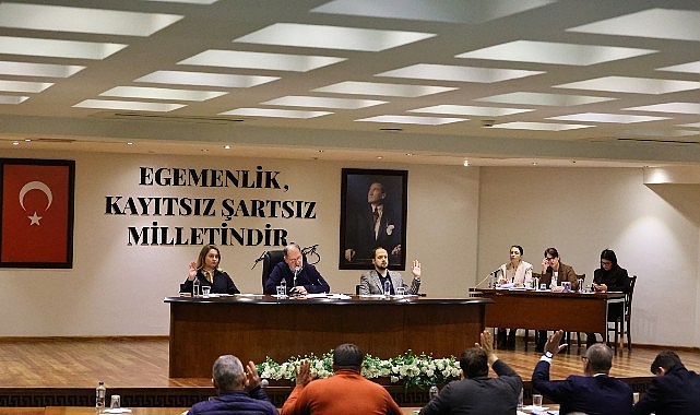 Efes Selçuk Belediyesi Şubat Meclisi: Protokoller, Kapalı Yüzme Havuzu ve Üretici Pazarına Dair Güncel Gelişmeler