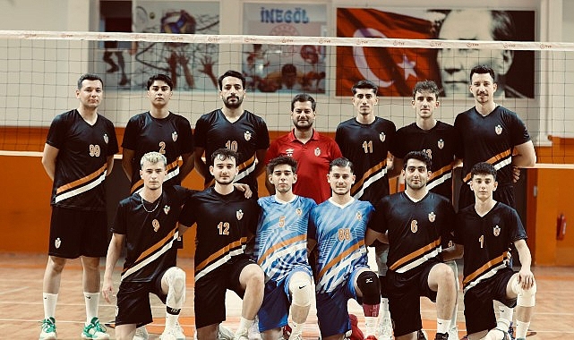 İnegöl Belediyespor Erkek Voleybolu 2. Ligde 9. Sırada Sezonu Tamamladı