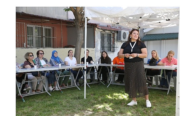 Kadın Gücü Mahallede: Karşıyaka’da 8 Ayda 1000 Kadına Ulaşan Destek ve Bilgilendirme
