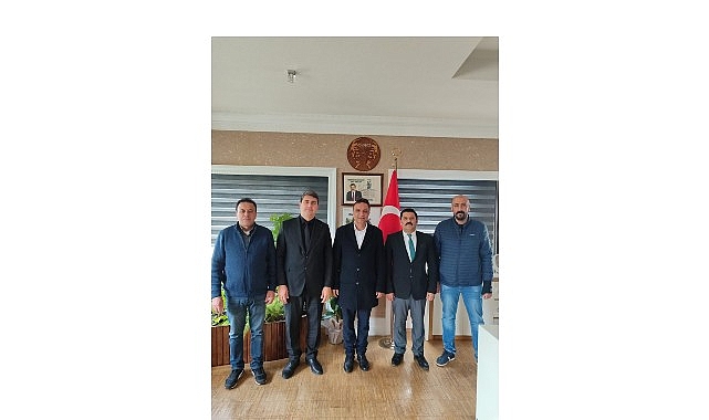 Kemer Esnaf ve Sanatkarlar Odası Başkanı Okay Çelik ve Heyeti Belediye ile İş Birliği Görüşmesinde