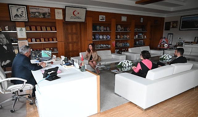 Kemer’de Ukrayna Konsolosu Kuchma’dan Başkan Topaloğlu’na Ziyaret ve Turizm Değerlendirmesi