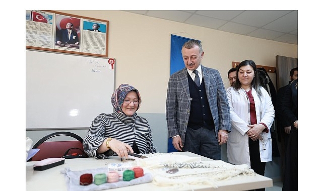 KO-MEK Tepeköy Kurs Merkezi Ziyareti: Başkan Büyükakın’dan Kursiyerlere Destek ve Görüşler
