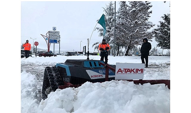 Kocaeli Büyükşehir: Kışta Robotik Çözümlerle Yaya Güvenliği ve Temizlik