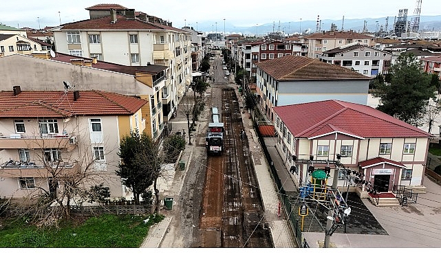 Körfez’de Petkimliler Caddesi’nde Büyükşehir Dokunuşu: Üstyapı Yenilemesi Başladı
