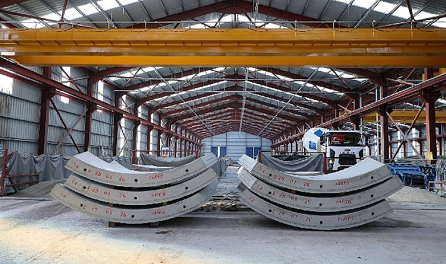 KörfezrAy Metro Projesi Saha ve Üretimde Eş Zamanlı İlerleme ve Segment Üretimi