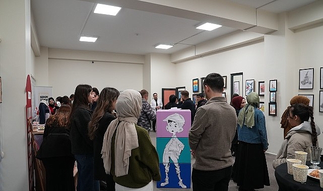 Lise Medeniyet Akademileriyle Atölye Sergisi: Öğrencilerin Yaratıcı Yolculuğu
