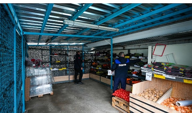 Maltepe’de Kamusal Alan Denetimleri ve Market İçi İşgal Kaldırma Operasyonu