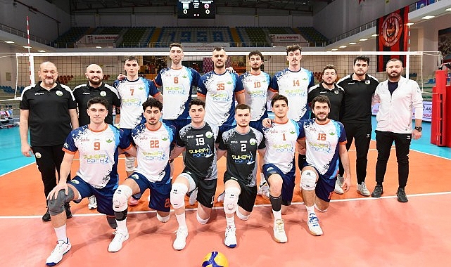 Osmangazi Belediyespor Erkek Voleybolu 3-2’lik Zafere İmza Attı