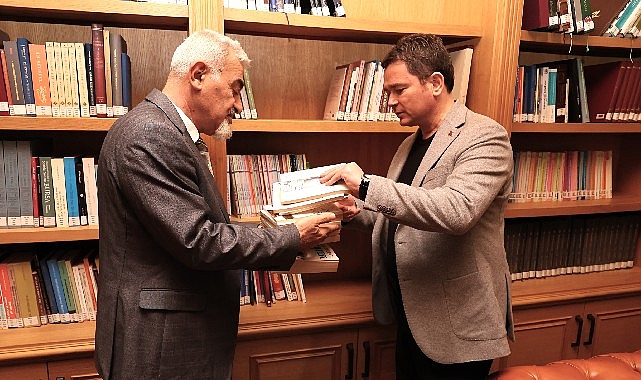 Uğur Mumcu’nun Eserleri Kütüphane Raflarında: Bursa ÇGD’dan Anlamlı Bağış