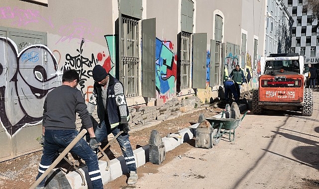 Alsancak’ta Altyapı Projesiyle Yeniden Şekillenen Sokaklar: Yollar ve Kaldırımlar Modernize Ediliyor