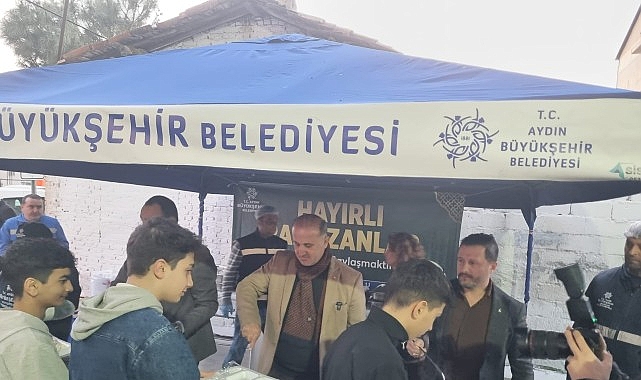Aydın’da Ramazan Sofraları: Şehrin Dört Bir yanından Binlerce Vatandaş Bir Araya Geliyor