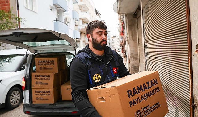 Buca’da Ramazan Dayanışması: Gıda Kolileri ve İftar Sofralarıyla Destek