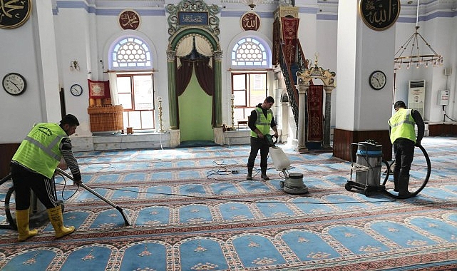 Burhaniye’de Ramazan Dayanışması: İftar Sofraları ve Yerel Hizmetlerle Toplumsal Dayanışma Güçleniyor