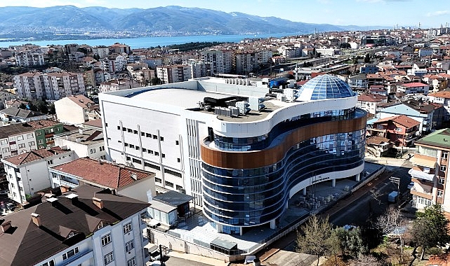 Derince Belediyesi Yeni Hizmet Binasına Odaklanan Yeniden Değerlendirme: 9 Katlı Proje ve Hizmetlere Kapı
