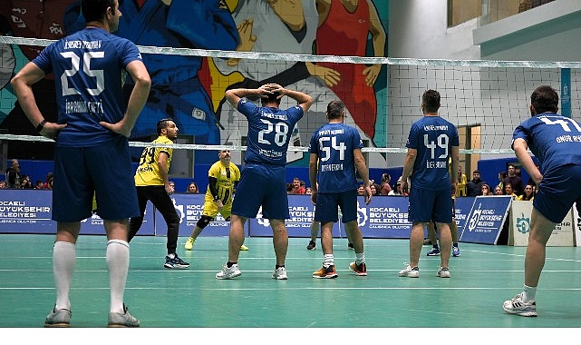 Gebze Sporcu Eğitim Merkezi’nde Filenin Velileriyle Spor ve Dostluk Bir Arada
