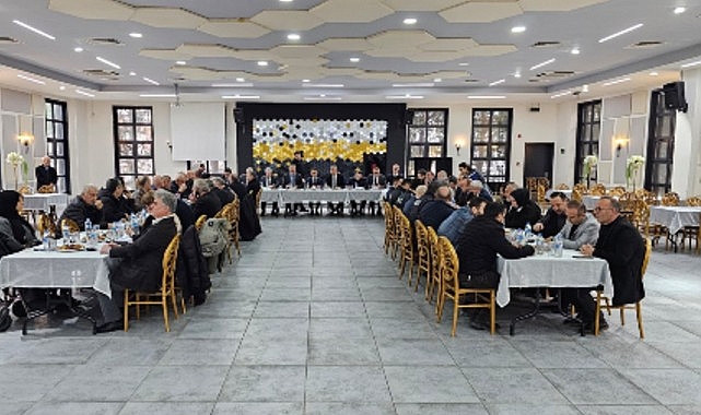 Gölcük Muhtarlarıyla Buluşan Vali Aktaş: Hizmet Kalitesinin Yerelde Yükselmesi İçin Stratejiler