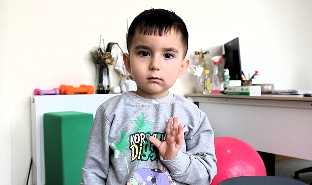 Gonca Engelsiz Yaşam Merkezi’nde Umut Dolu Yolculuk: Demir’in Gelişimi ve Ailenin Dayanışması