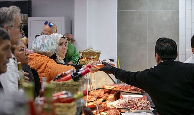 Güzmar ve Güzbel Port Cafe Açılışı: Dayanışma ve Sosyal Belediyeciliğin Yeni Örnekleri