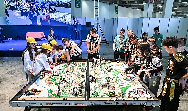 İzmir’de FIRST LEGO League Challenge 22. Sezonu Yerel Turnuvaları: Bilim Kahramanları Buluşması