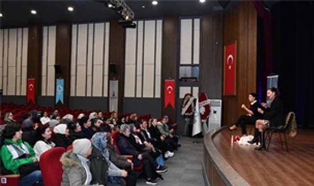 Kadın Sağlığı Atölyeleri Türkiye’yi Sarıyor: Sağır ve İşitme Engelli Kadınlar İçin Yeni Bir Diyalog