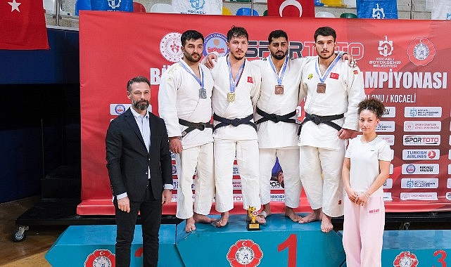 Kağıtspor’un 13 Sporcu ile Büyükler Türkiye Judo Şampiyonu Gururu