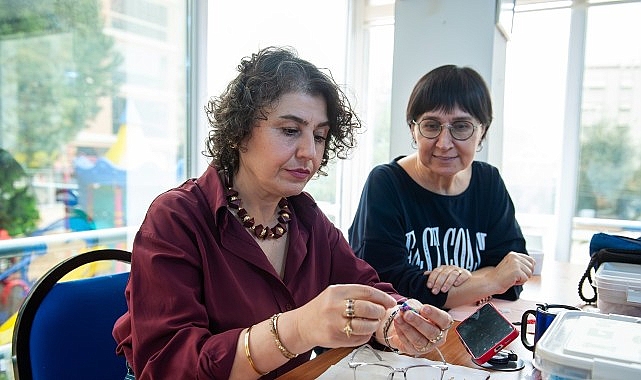 Karşıyaka’da Ücretsiz Kurslarla Mahallelerde Meslek ve Hobi Edinme Fırsatı