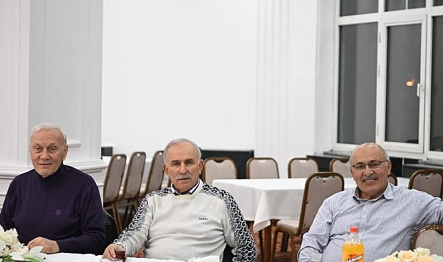 Kartepe’de İftar Sofrasında Eski Başkanlarla Birliktelik ve Teşekkürler