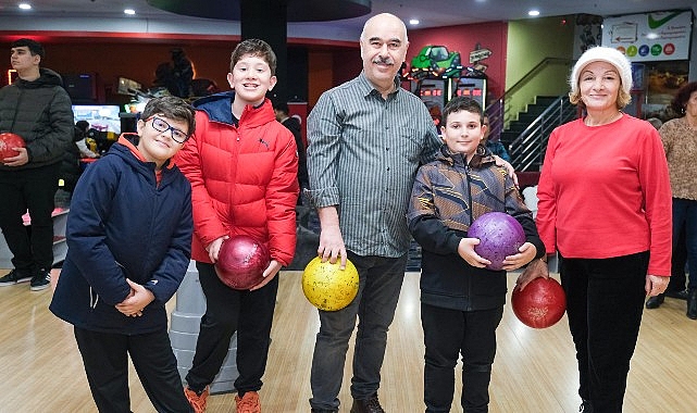 Kılavuz Gençlik Bilgievleri ile Saygınlar Kulübü Arasında Bowlingde Nesiller Buluşması