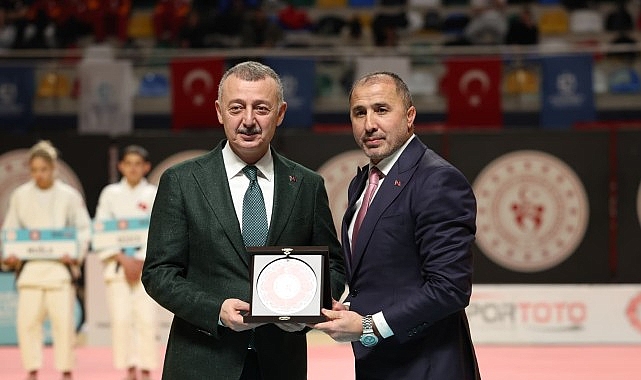 Kocaeli’de Judo Şampiyonası Başladı: 81 İlden Yaklaşık 900 Sporcu Katılımı ve Başkentlik Vurgusu