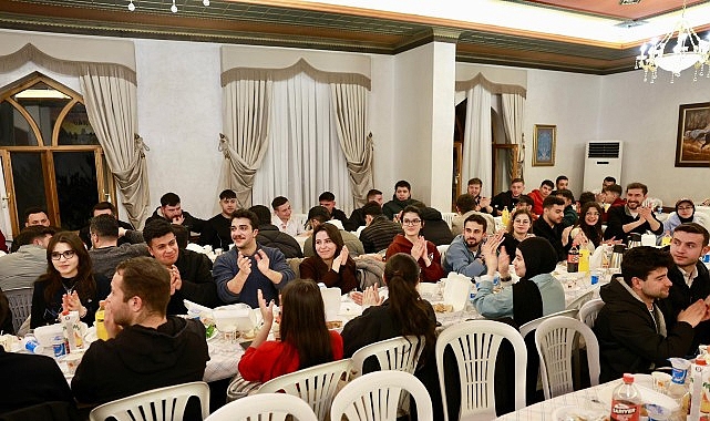 Nevşehir’de Gençlerle Sahur: Belediye Başkanının Yüzde Yüz Samimi Ramazan Gecesi