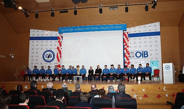 Nilüfer Belediyespor Erkek Hentbol Takımı Gençlerle Buluştu: Başarıya Giden Yolda İlham Veren Anlar