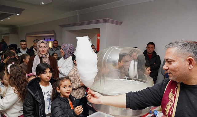 Ramazan Coşkusu ve Aile Buluşması: Altınova Atatürk Kültür Merkezi’nde Yüzlerce Çocuk ve Aileyi Buluşturan Geceler