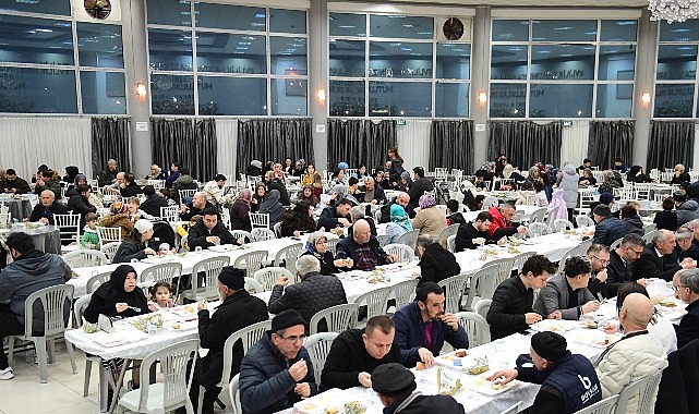 Ramazan Coşkusuyla Osmangazi’de Buluşan Halk: Erkan Aydın’ın Gönüllere Dokunan Akşamı