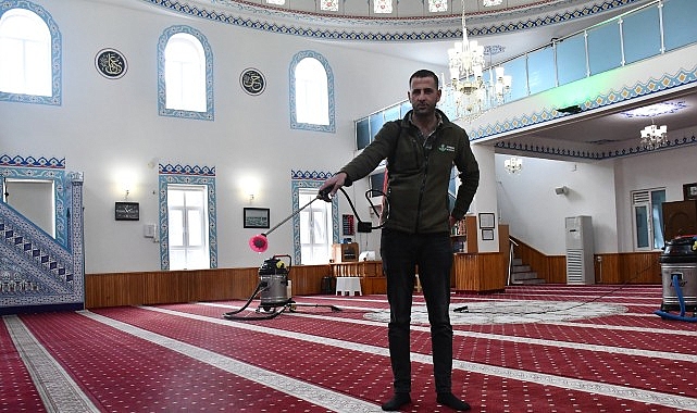 Ramazan Öncesi Camilerde Detaylı Temizlik Seferberliği: Ferah ve Hijyenik Mekânlar