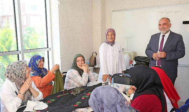 100. Yıl Bulvarı’nda Sıcak Asfalt Çalışmaları: 730 Metrelik Bölümde Trafik Kapalı