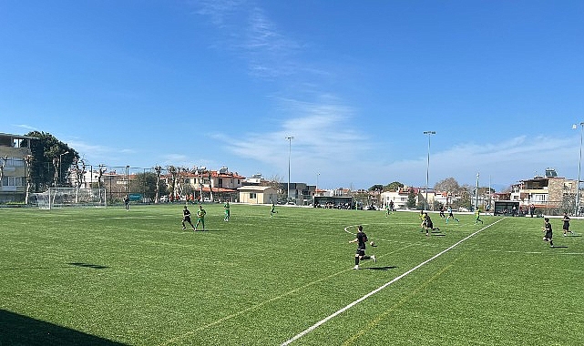 1966 Edremitspor, Kuşadası 1923 Spor’u 13-2’lik Skorla Farklı Yenerek Sezona Moralle Doydu