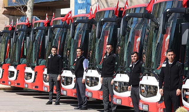 Antalya’da 19 Yeni Kırmızı Otobüsle Toplu Ulaşıma Modern Dokunuş