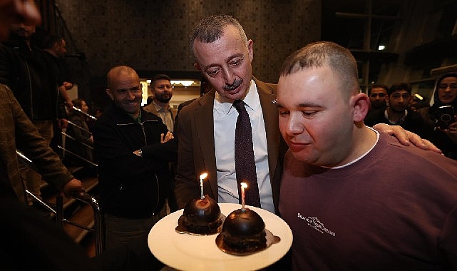 Arif Ay’ın Doğum Günü Sürprizi: Başkan Büyükakın’dan Özel An