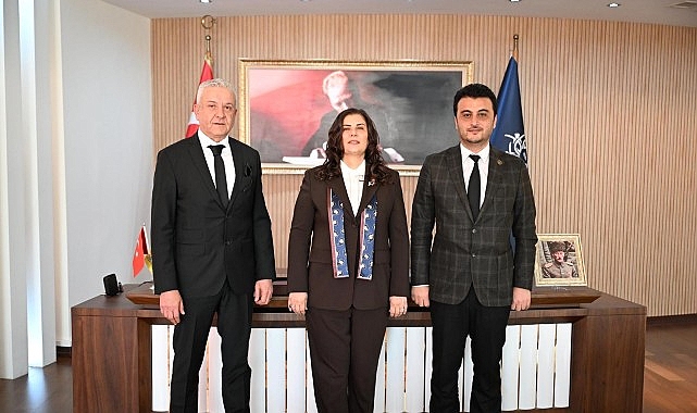 Aydın’da Nazik Ziyaret: Belediye Başkanı Özlem Çerçioğlu’na TCDD Yetkililerinden Tebrik