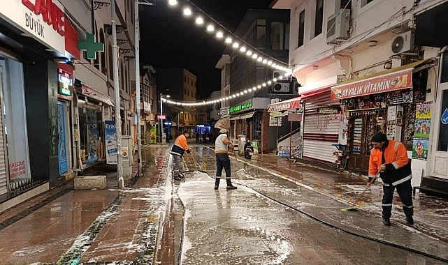 Ayvalık’ta Ramazan Temizliği: Kıyılar ve Bulvarlar Yeniden Parladı
