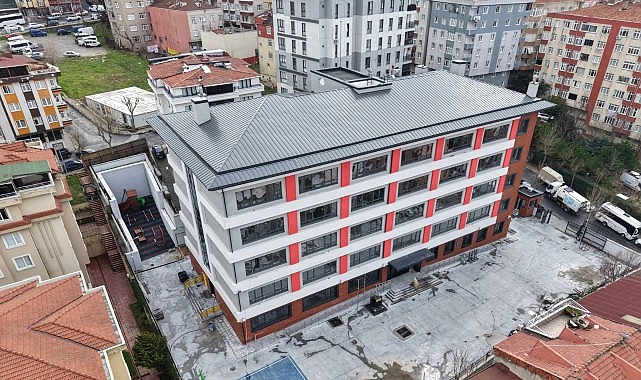 Bağcılar’da Eğitim İçin Yeni Adımlar: 7 İnşa Halinde, 4 Saha Güçlendiriliyor