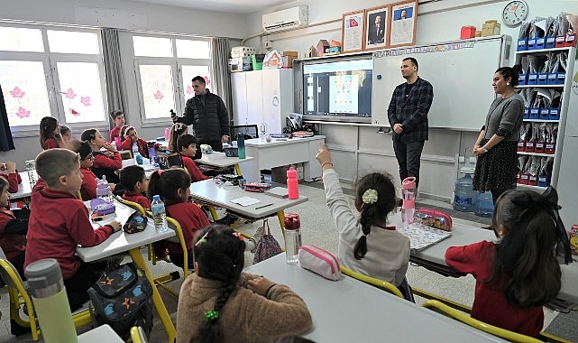 Bornova’da Yerel Yönetim Dersi: Ömer Eşki ile Çocuklara Park Müjdesi
