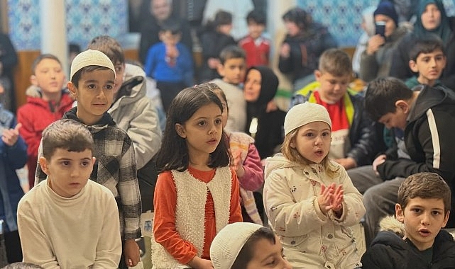 Camilerimizde Ramazan Çocuk Etkinlikleri: Gölcük’te Neşeyle Devam Eden Geleneksel Gösteriler