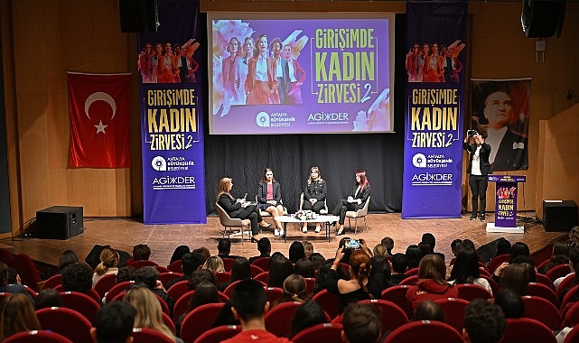 Girişimde Kadın Zirvesi’nin İkincisi: Kadınların Üretkenliği Şehrin Geleceğini Şekillendiriyor