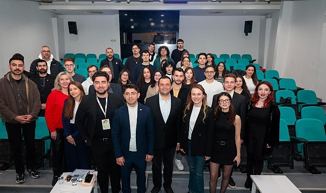 Hibrit Kariyer Zirvesi’nde Yapay Zeka ile Hizmette Dönüşüm ve Gençlerin Yeni Nesil Merkezleri