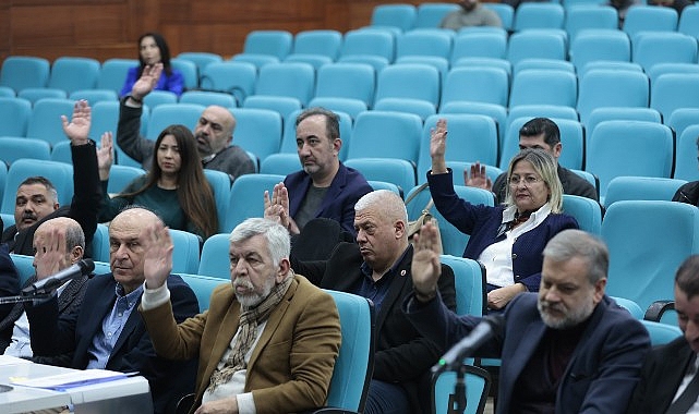 İzmir Konak’ta Kadınlar ve Ekonomik Güçlenme Paneli: Belediye Meclisi ve Gençlik Etkinlikleriyle Güçlenen Toplum