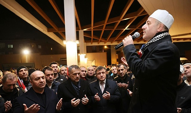 Kadir Gecesi Yürüyüşü Bayrampaşa’da Birlik ve Kardeşlik İçin Adımlarını Attı