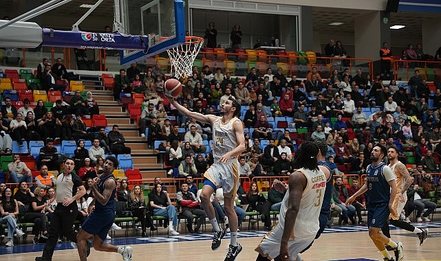 Konya Büyükşehir Belediyespor’un 86-84’lük Galibiyeti: Çayırova’ya Karşı İçerde Yenilmezlik Dört Yola Gidiyor